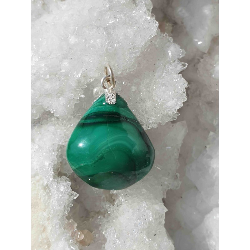 Malachite percée Malachite percée